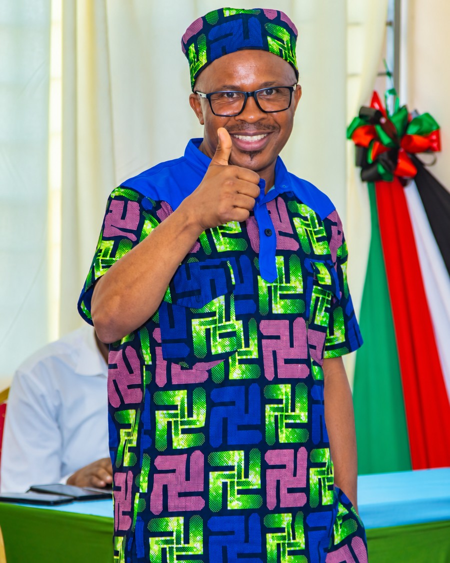 Portrait of Dr. Mwakio Mwagandi